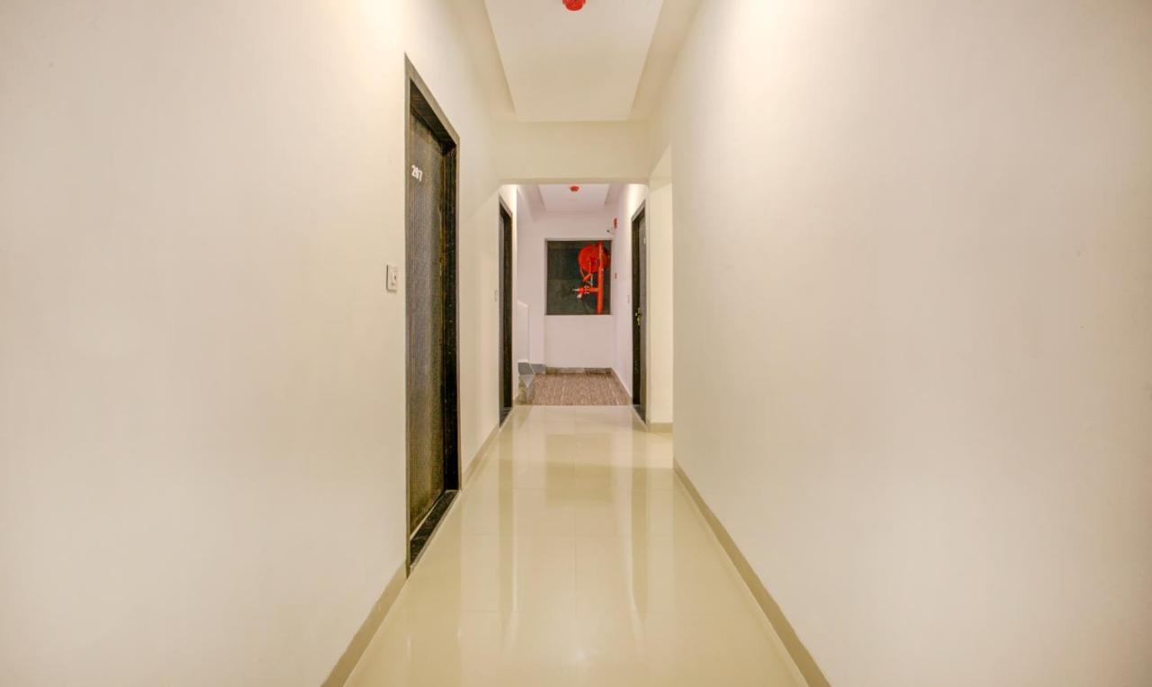 Treebo Kings Inn Vashi Mumbai Exterior photo