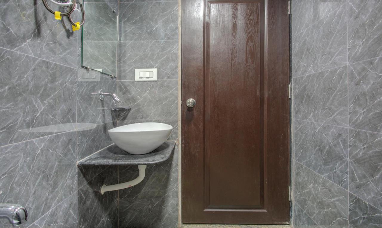 Treebo Kings Inn Vashi Navi Mumbai Exterior photo